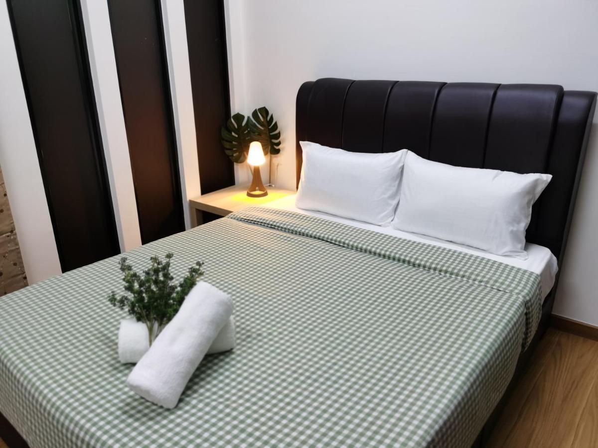 Beacon Exec Suites# Msg Chair#Disney Hotstar George Town Bagian luar foto